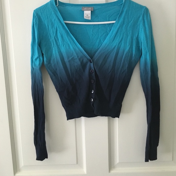 Ombré button up cropped cardigan