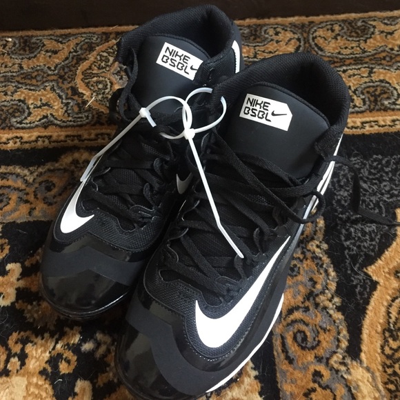 🆕 Nike Cleats