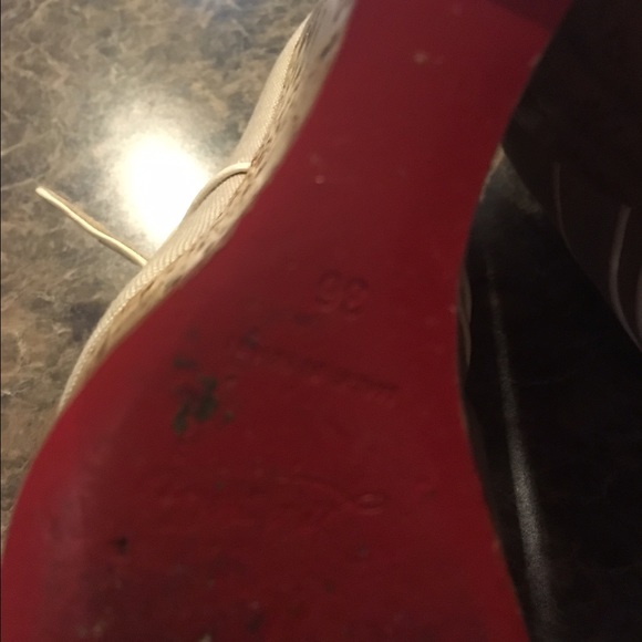 Christian Louboutin - Picture 3 of 3