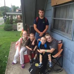 Meet your Posher, Monica