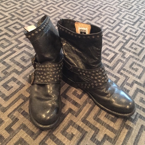 FRYE shot black leather stud booties