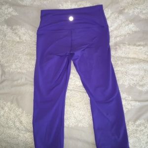 Lululemon High Waisted Violet Crops