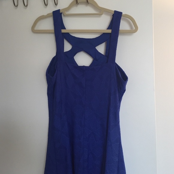 Fun little blue dress - Picture 3 of 4