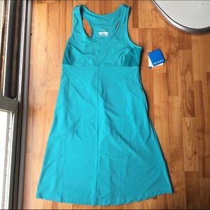 NWT Columbia Onmiwick Dress