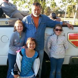 Meet your Posher, Holly