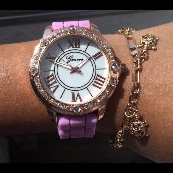 ✨Pastel Pink Silicone Watch✨