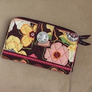 Vera Bradley Wallet in Buttercup