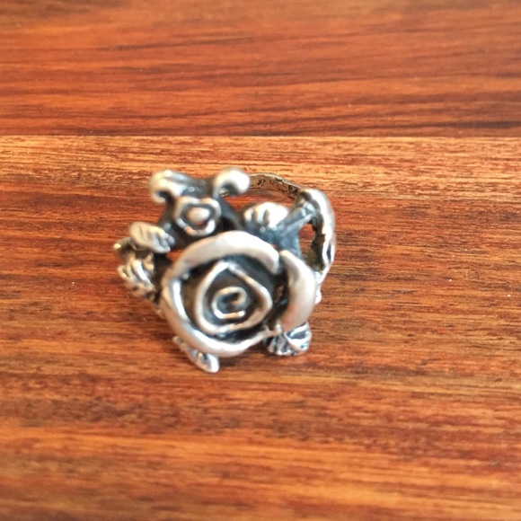 Silver ring - Picture 2 of 3