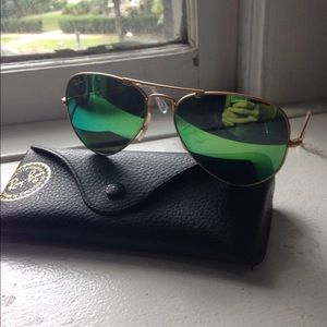 Ray-Ban 55mm Polarized Green Flash Lens Aviators