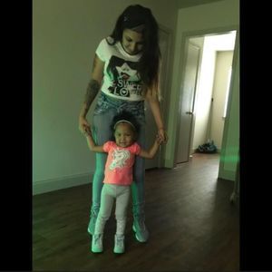 Meet your Posher, Evelyn