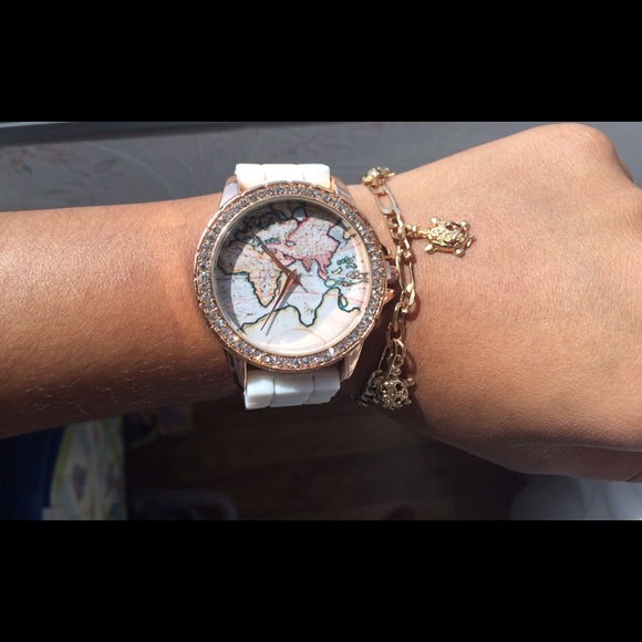 ✨White Silicone Watch✨