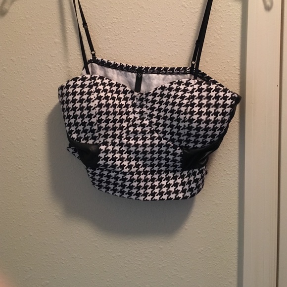 Cute crop top and skirt! Can sell separately!