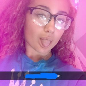 Meet your Posher, Juliette