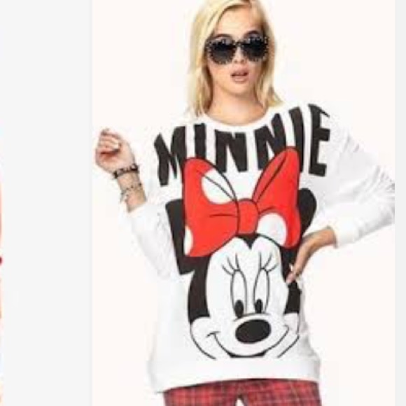 White Minnie Mouse sweater