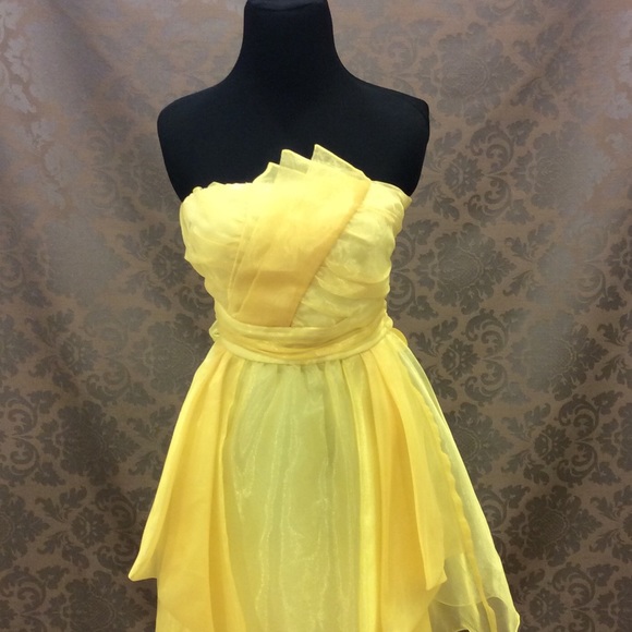 *Price Firm*NWT Yellow Dress
