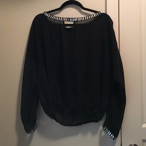 G by guess sheer arm cut out shirt! Worn once