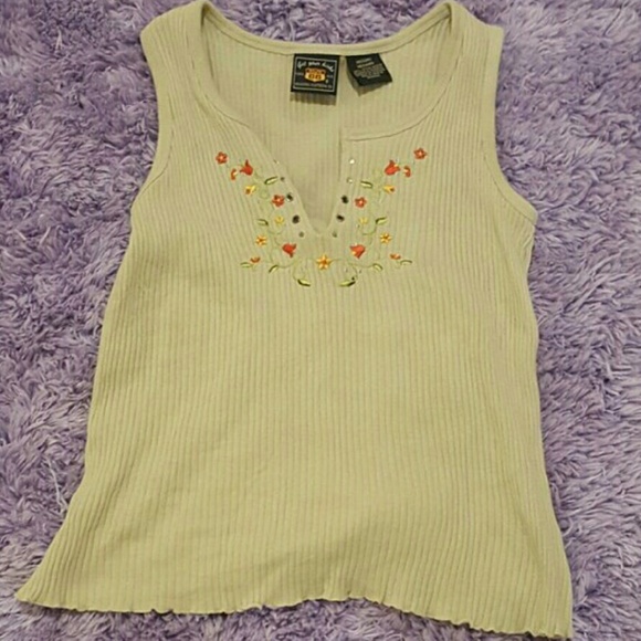 Tan Ribbed Flowery Embroidered Tank - Picture 2 of 3