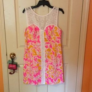 Lilly Pulitzer size 8 warn 1 time