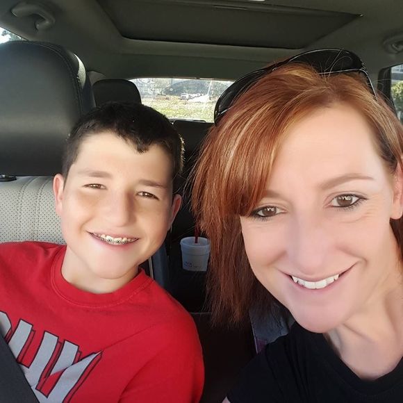 Meet your Posher, Melissa - Picture 1 of 1