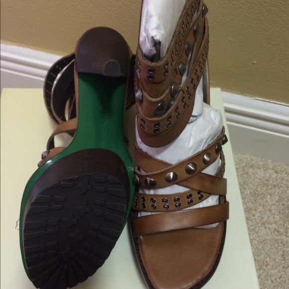 NWOT Donald J Pliner shoes👠👠👠