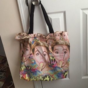 MILEY CYRUS BANGERZ TOUR BAG
