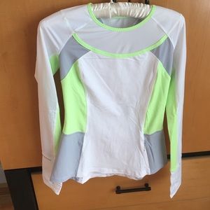 Lululemon long sleeve top UPF 50