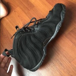 Nike air foamposite one premium triple blacks