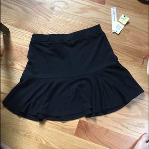 BLACK Ruffle Skirt