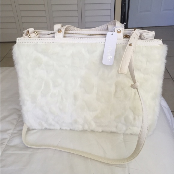 Feminine white Bag