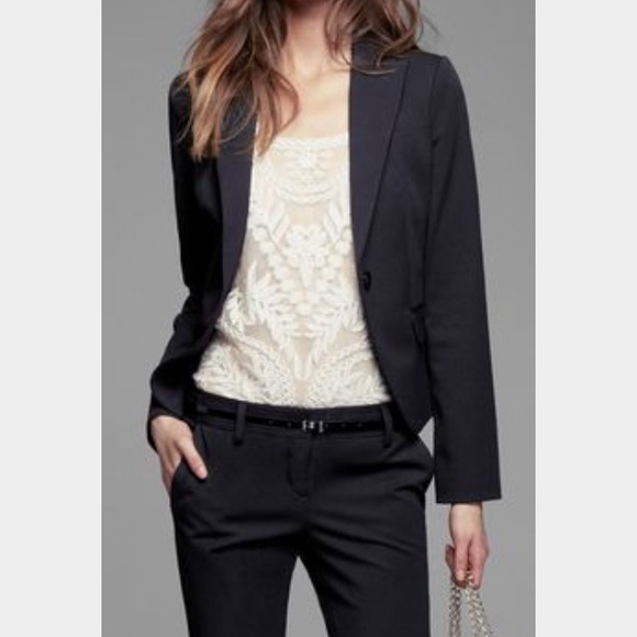 Express Crochet Top - Picture 2 of 2