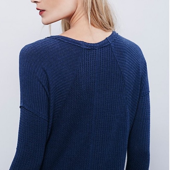 FREE PEOPLE Hi Low Ventura Drippy Thermal Navy - Picture 3 of 4