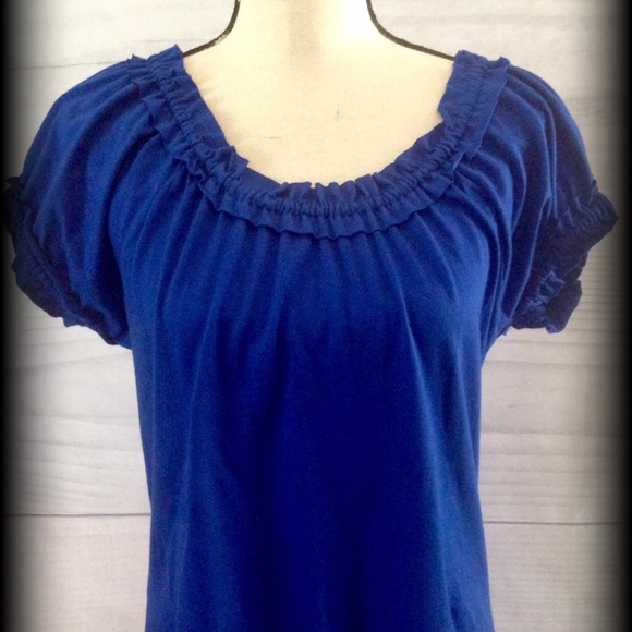 Super cute top - Picture 2 of 3