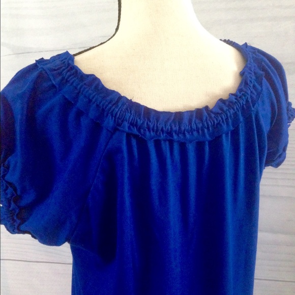 Super cute top - Picture 3 of 3