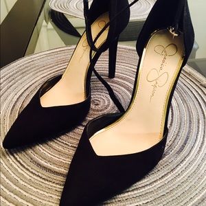 Jessica Simpson Black Pump Heels