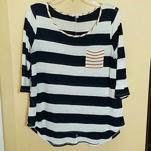 Stripped high/low pocket top
