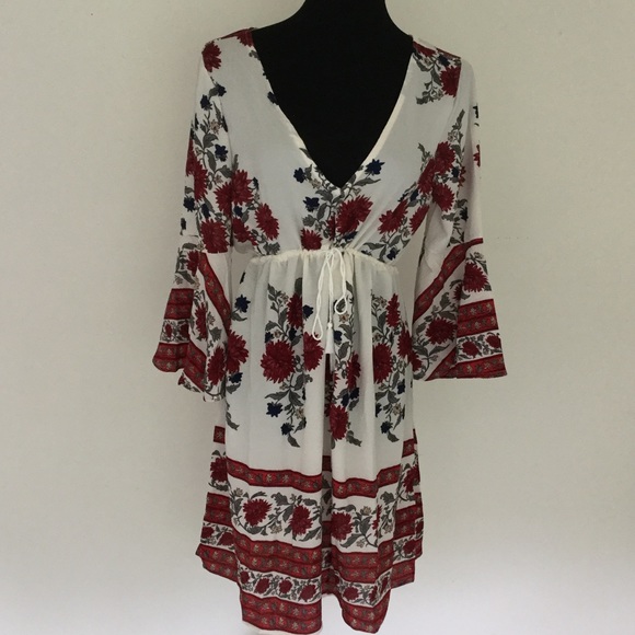 Lyria Dresses & Skirts - Cute Boho Dress (NWOT)