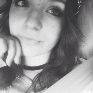 Meet your Posher, Abby