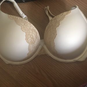 BRAND NEW Lane bryant 44B PLUS SIZE SMOOTHboostBRA