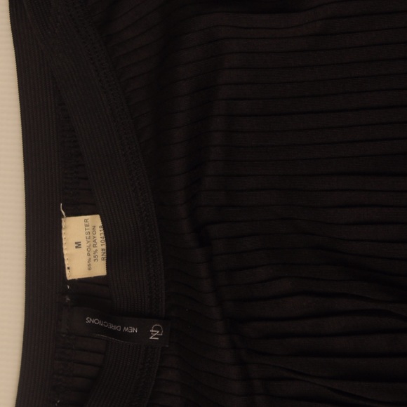 Skirt - Picture 2 of 2