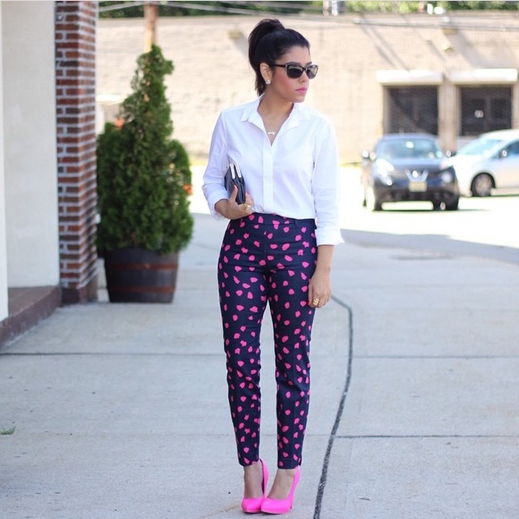 H&M Pants - Pink Printed Pants