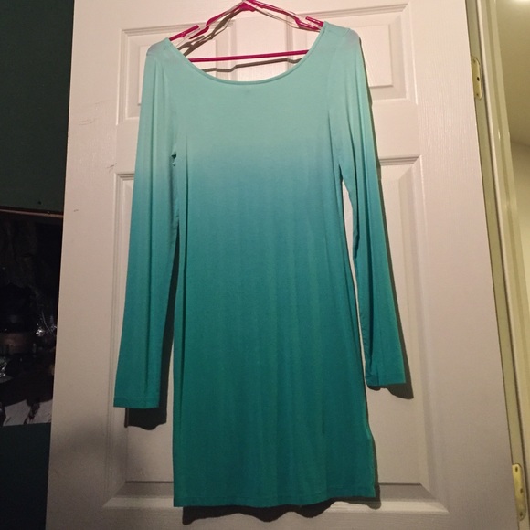 Green dress - Picture 1 of 1