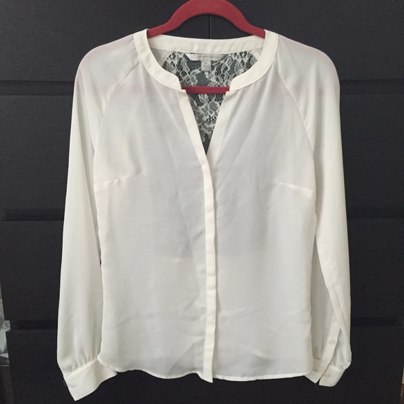 Xs white hidden-button blouse w lace back