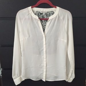 Xs white hidden-button blouse w lace back