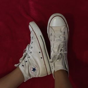 Hi top Converse