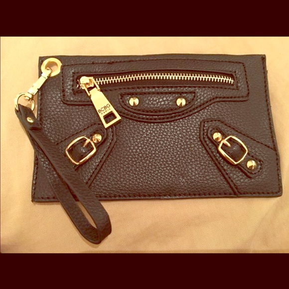 BCBG Wristlet