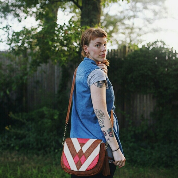 Steve Madden Handbags - Steve Madden Cognac Lauren Crossbody Bag