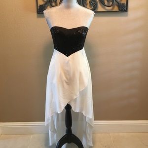 Windsor  sequined strapless  black and cream dress