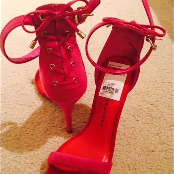 Sexy Chinese Laundry Strappy Heels