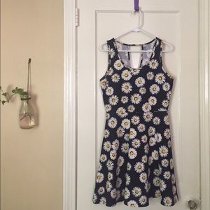 🌼Super cute🌼 daisy dress