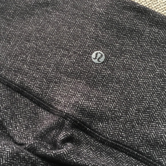 ❌SOLD❌Lululemon Herringbone wunder under hi-rise - Picture 2 of 4